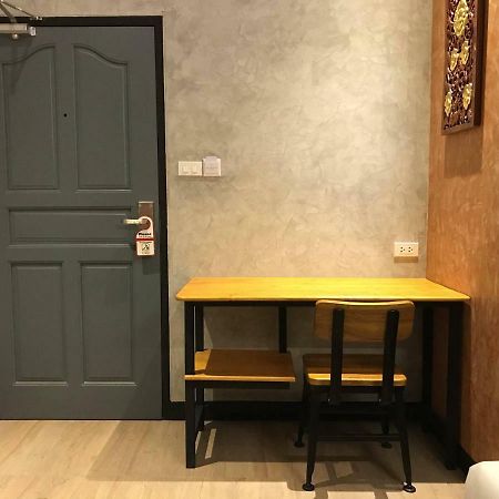 เซ็นเตอร์ พ้อยท์ พลาซ่า Hostel กรุงเทพมหานคร ภายนอก รูปภาพ