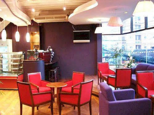 เซ็นเตอร์ พ้อยท์ พลาซ่า Hostel กรุงเทพมหานคร ภายนอก รูปภาพ