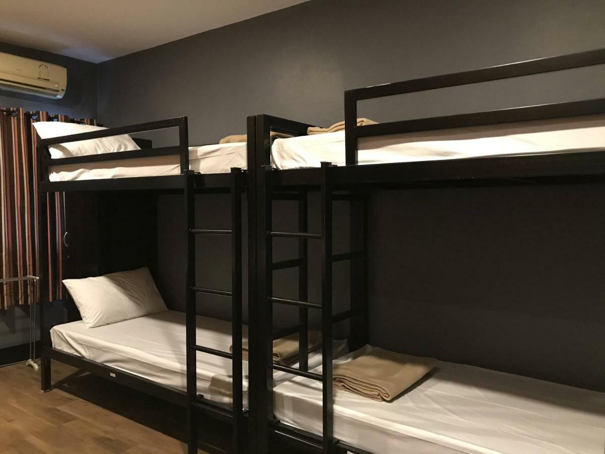เซ็นเตอร์ พ้อยท์ พลาซ่า Hostel กรุงเทพมหานคร ภายนอก รูปภาพ